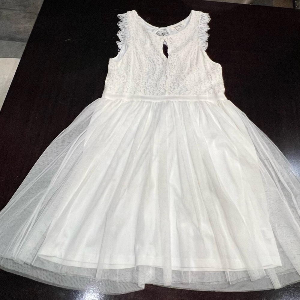 Francesca’s White Lace Dress ❤️